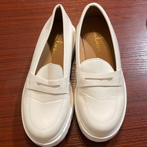 Lulus White Loafer